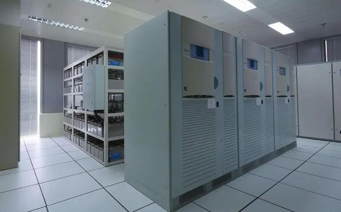 平川UPS 电源的分类